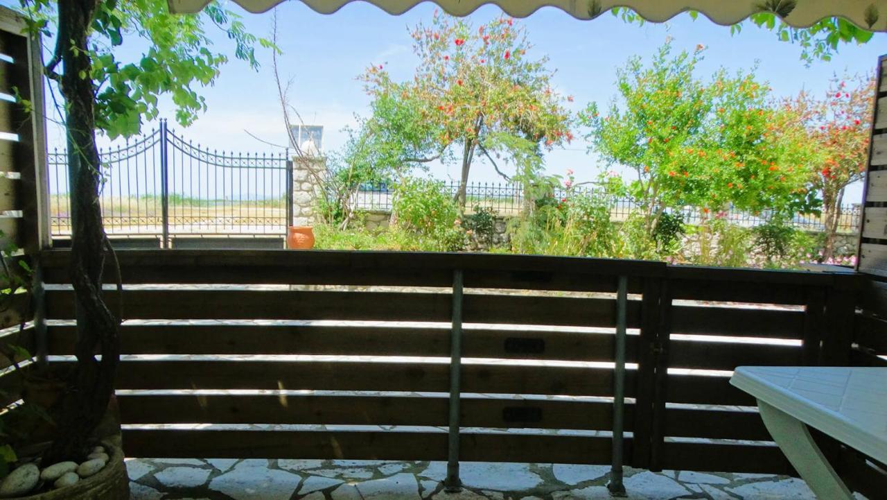 Agrambeli Rooms & Apartments Лефкада Экстерьер фото